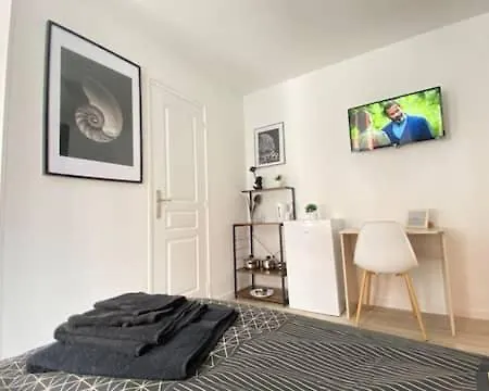 Studio Wifi Netflix 16M2 Suitehome Cassel 1 Apartament Roubaix